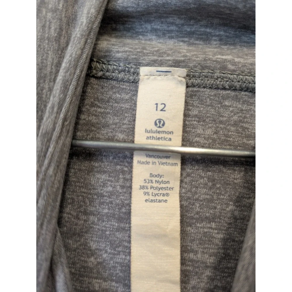 Lululemon Turtleneck Pullover Women\'s 12 Gray Heathered Thumbhole‎